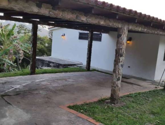 VENTA  CASA EN  LOS ANAUCOS NORTE VIA CARACAS