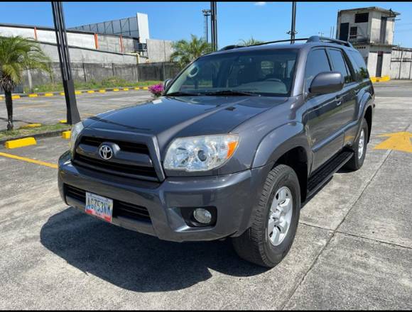 Vendo disponibles hermosa camioneta 4runner 2007