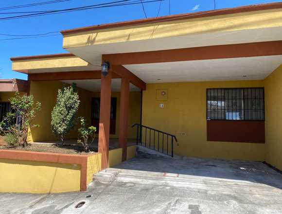 Venta de Casa en Zapote, San Jos茅. RAH 24-1596