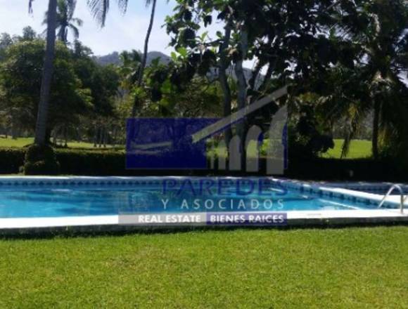 Ixtapa,  Villa frente a campo de golf A11