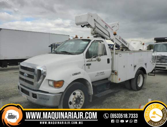 Grua canastilla 2007 Ford 40 ft 