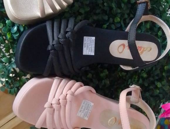 Zapatos para dama en varios estilos y precios