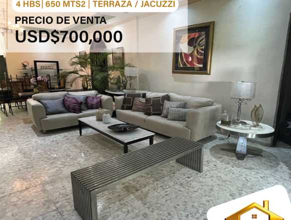 VENTA DE PRECIOSA CASA EN LO MEJOR DE GAZCUE