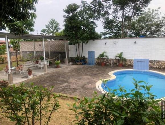 CASA GRANDE CON PISCINA - CIUDAD DE TARAPOTO