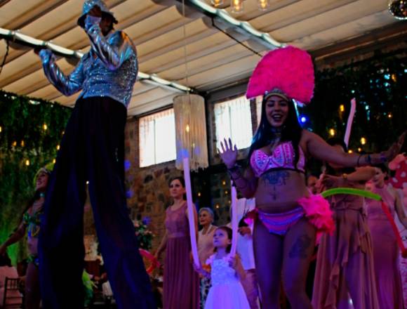 Zanqueros / Fiestas, Bodas, XV años Puebla