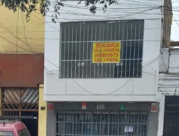 Alquiler de Local Comercial (3 Pisos)