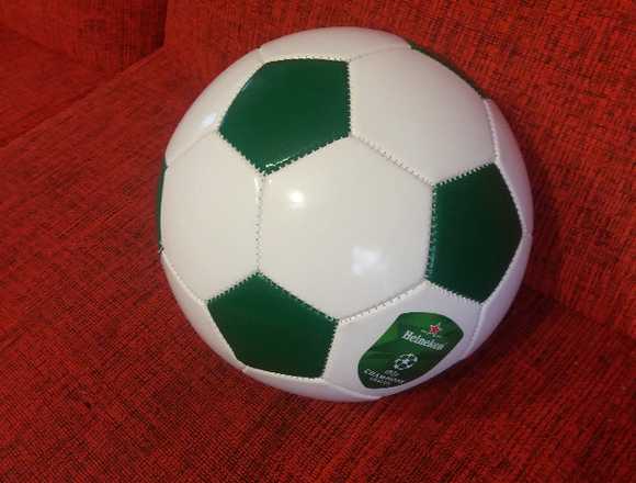 Balón de futbol nuevo Heineken