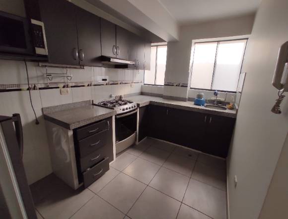 Vendo departamento en Urb Santa Rosa