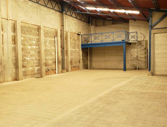 Bodega en alquiler en Bulevar Sur San Cristóbal