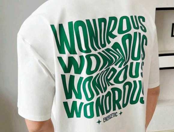 Manfinity Hypemode Camiseta Holgada con letras