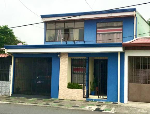 Casa en 2 plantas, Santo Domingo de Heredia