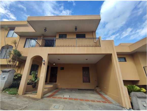 Hermosa casa en condominio, Belén, Heredia