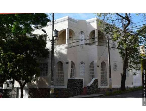 Arriendo casa en prado centro medellin