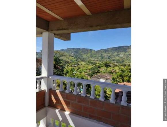 Arriendo Apartaestudios El peñol / Guatape Antioquia