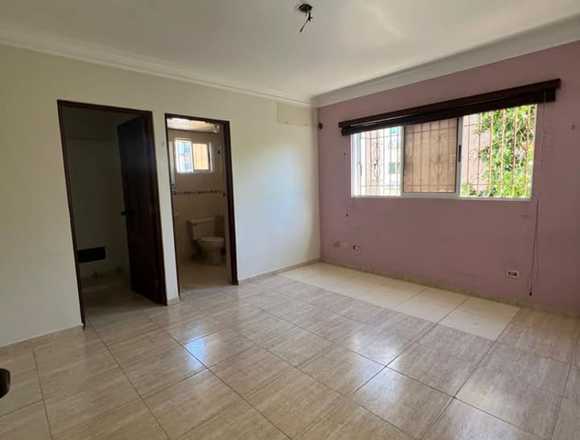 VENDO APARTAMENTO EN BELLA VISTA 3 NIVEL