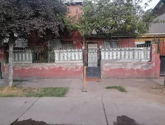 vende amplia casa excelente ubicación 5D Conchalí