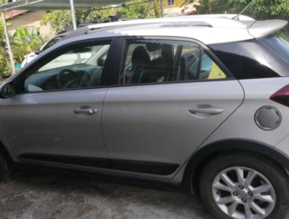 Vendo auto hyundai i20 active 2018. 