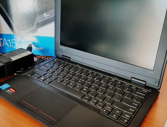 Laptop Lenovo Celeron   + accesorios