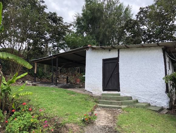 Arriendo habitación Tumbaco, sector la Esperanza