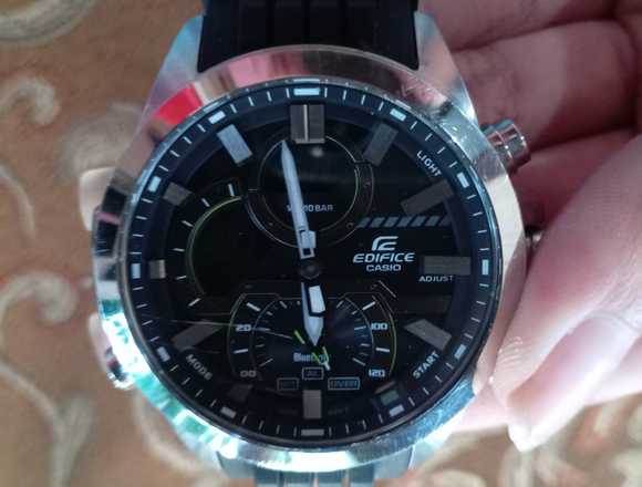 Reloj Casio Edifice ECB-30P-1A