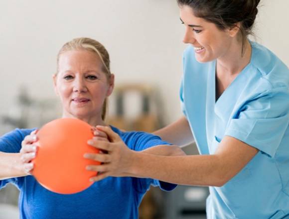 TERAPIA FISICA REHABILITACION EN EL ADULTO MAYOR