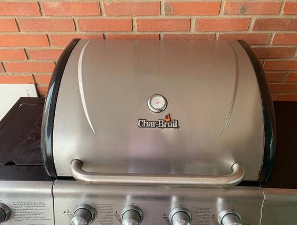 Vendo BBQ MARCA CHAR-BROIL