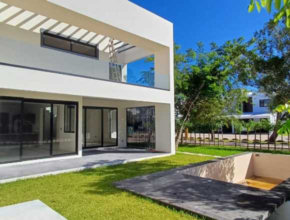 Venta Casa Fracc. Lagos del Sol, Cancún,Q.R.