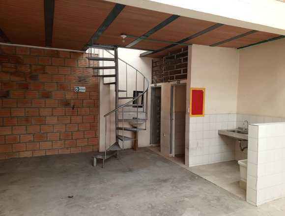 Arriendo Bodega Fontibón Versalles 