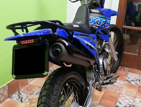 YAMAHA - XTZ125 2017 con 12.000km