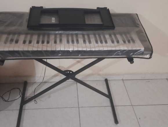 TECLADO YAMAHA PSR E353