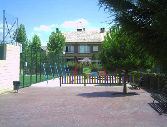 ***CHALET PAREADO EN VALDEMORO-ZONA RESTÓN II***