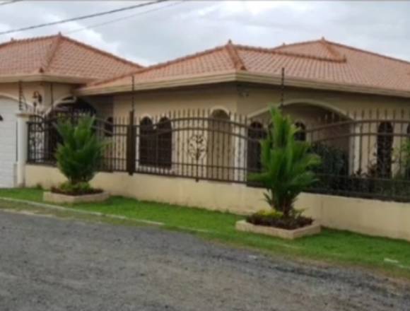 Se Vende Casa en la Chorrera, Residencial Talavera