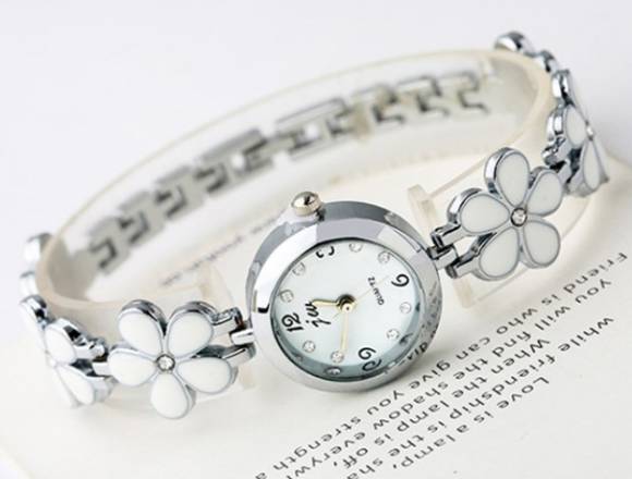 Reloj  para mujer hermoso