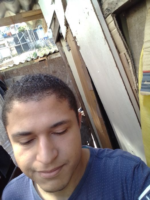 Elias F.