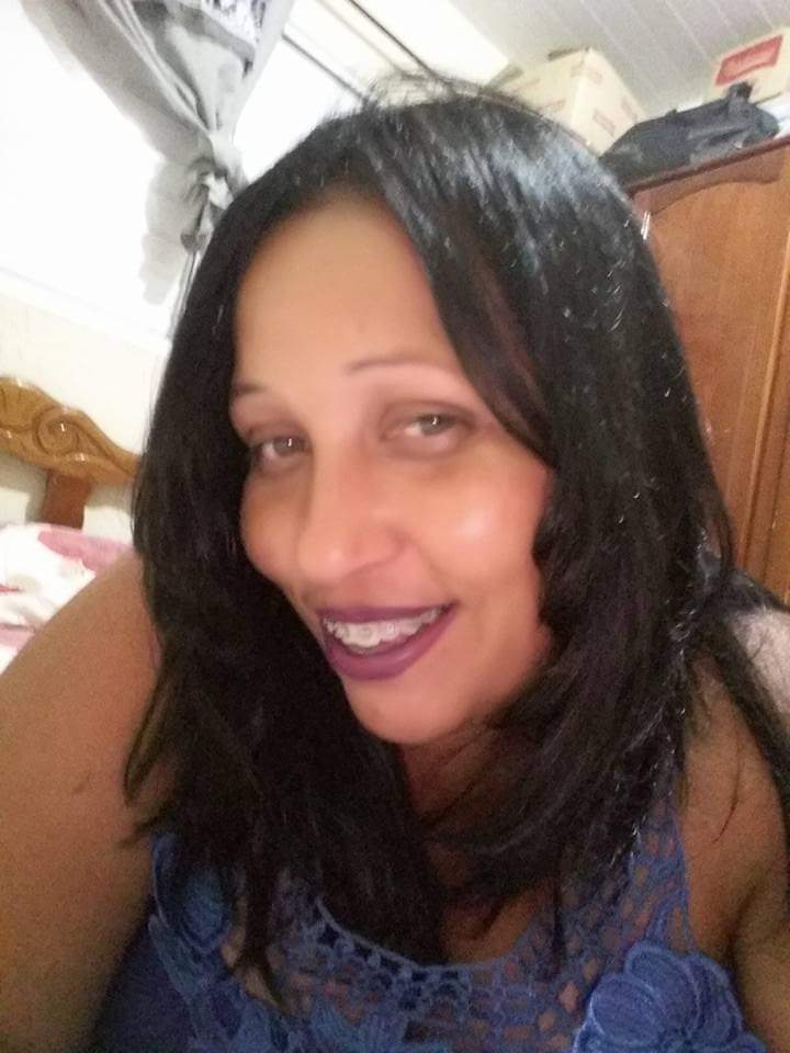 Elisangela S.