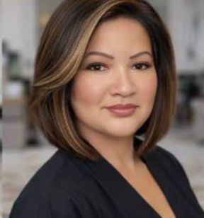 Elizabete R.