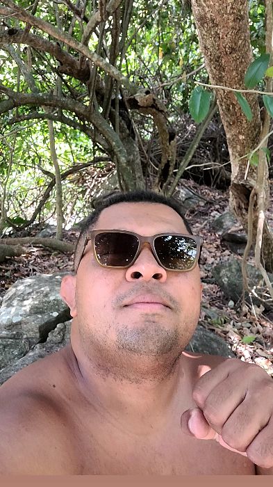 Helio C.