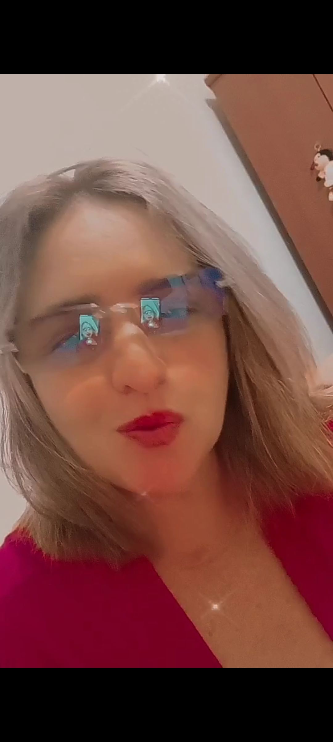 Lucia L.