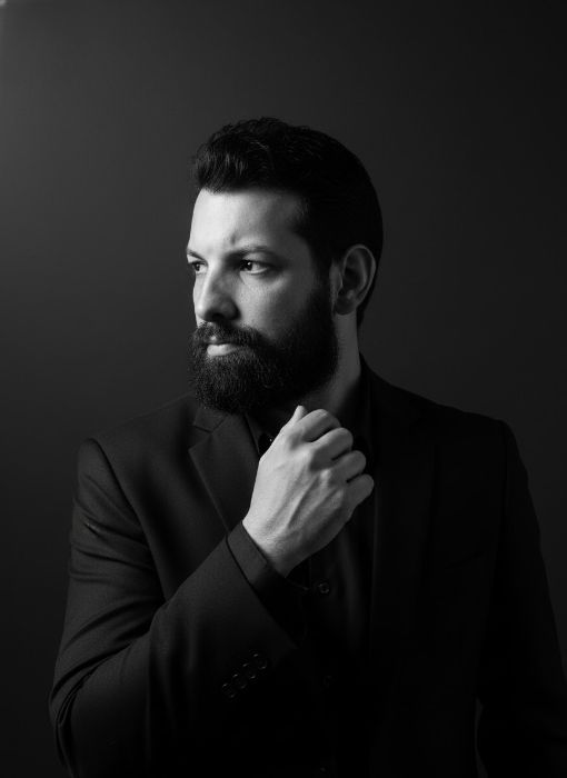 Gustavo L.