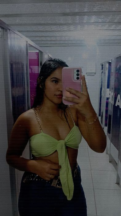 Luana L.