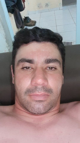 Leandro A.