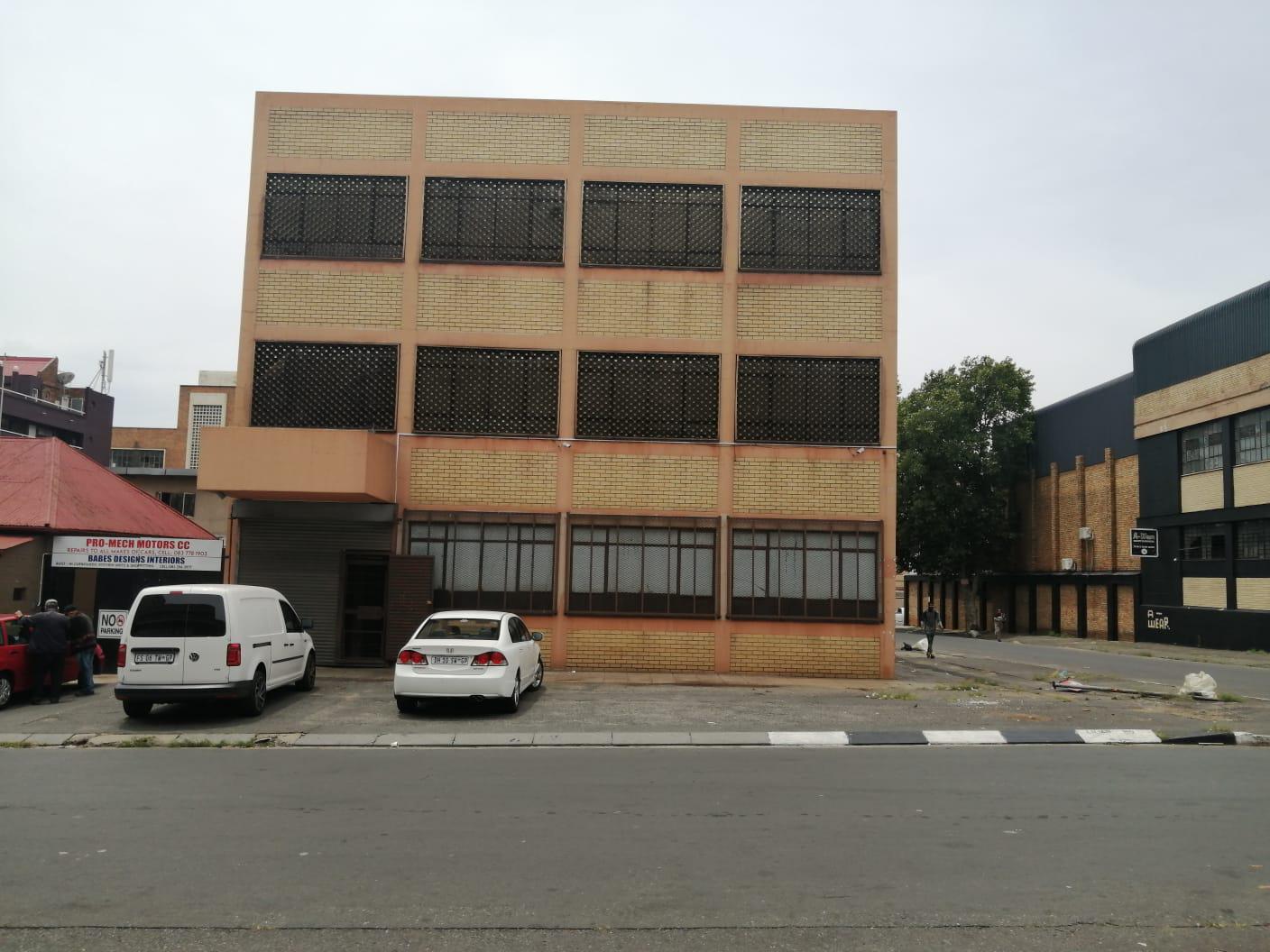 Multi level building for sale in Fordsburg