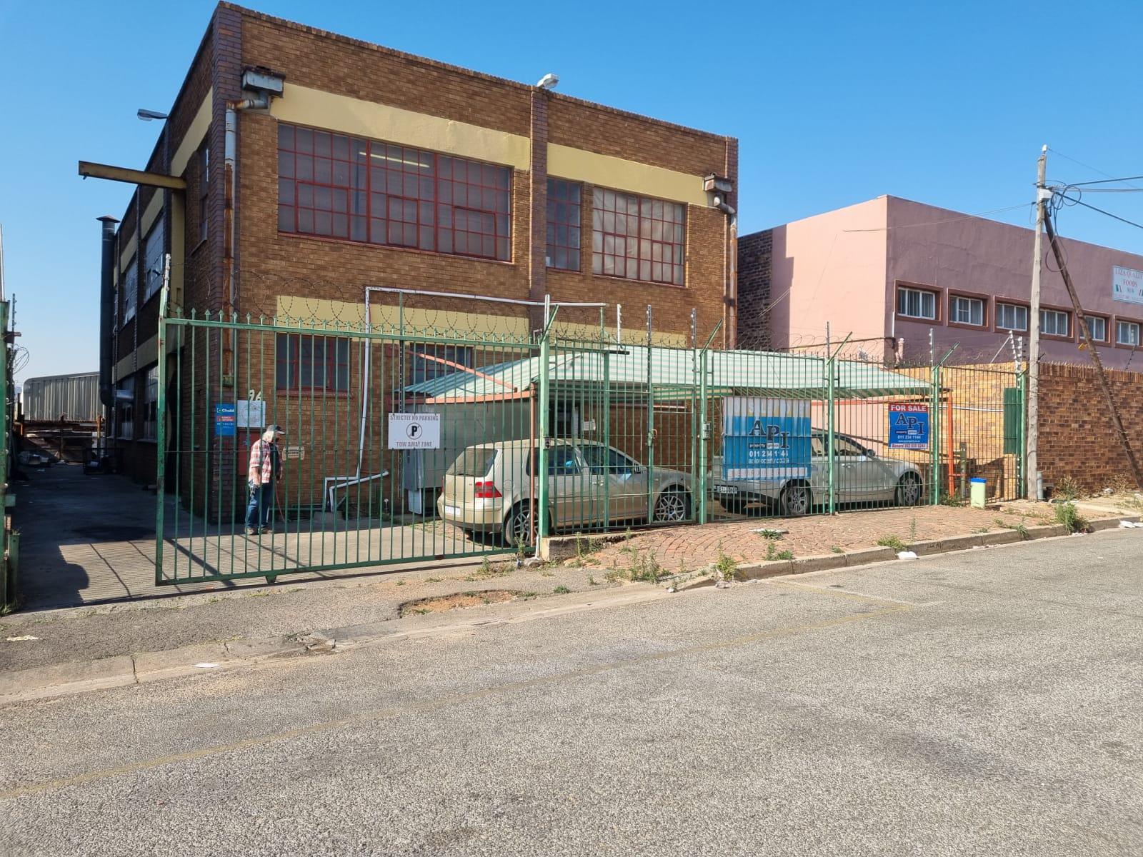 320sqm, WAREHOUSE TO LET, NEWLANDS