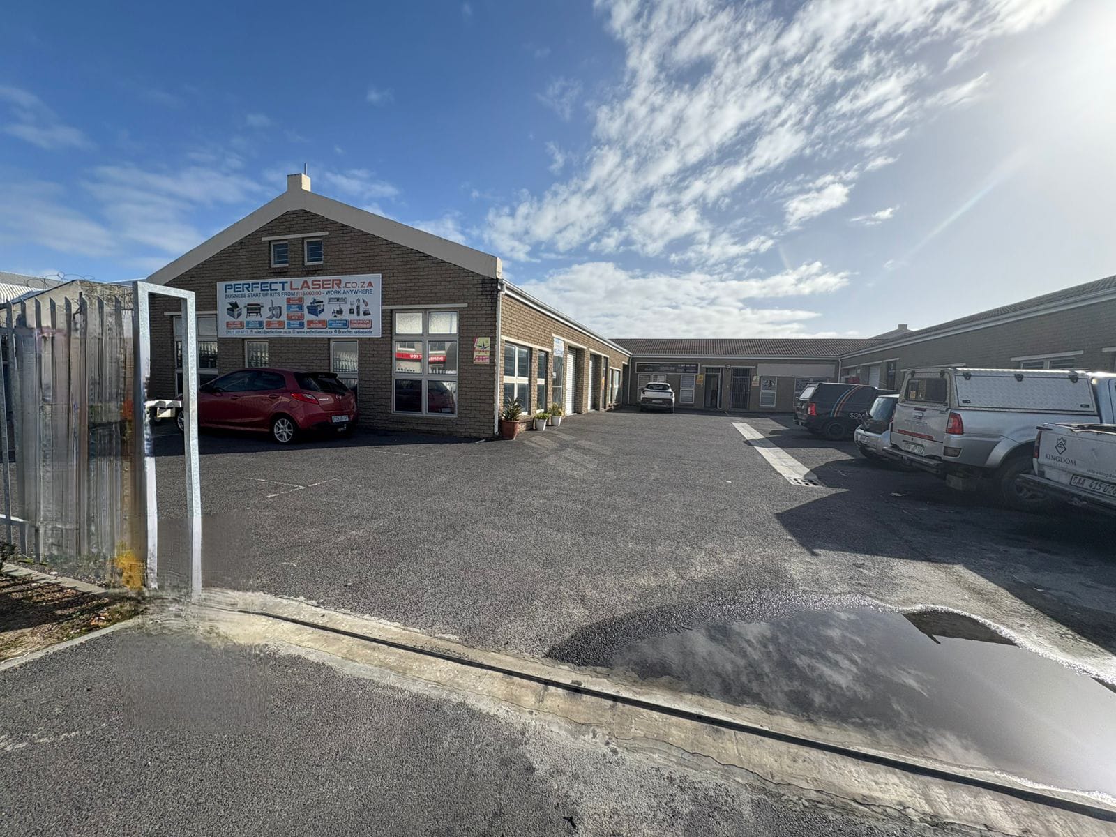 JARIN PARK | WAREHOUSE TO RENT | MONTAGUE GARDENS | 95m²