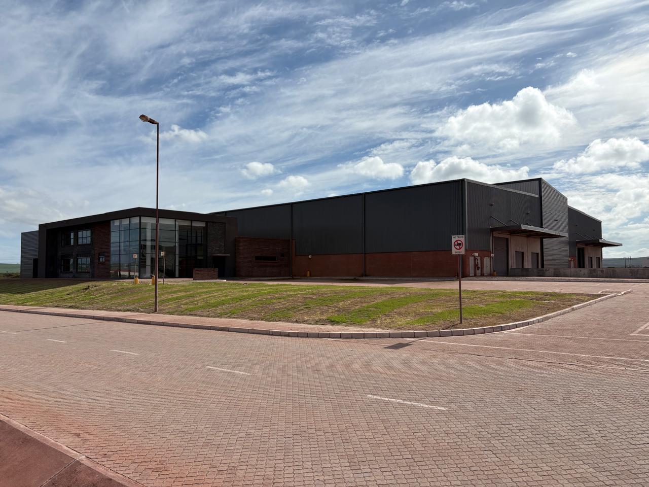 PLATINUM ROAD | WAREHOUSE AND OFFICE SPACE TO RENT | SALDANHA BAY INDUSTRIAL | 4950m²