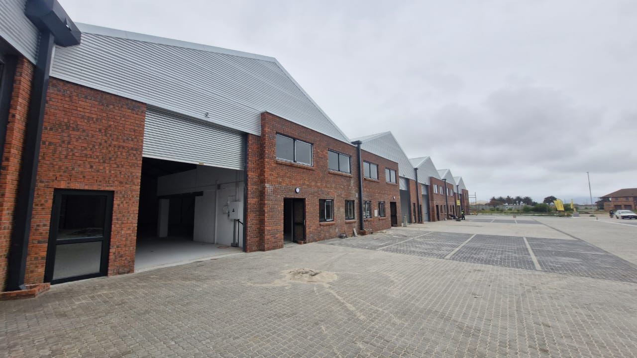 Modern 727m² Warehouse To Let in Legacy Park, Killarney Gardens