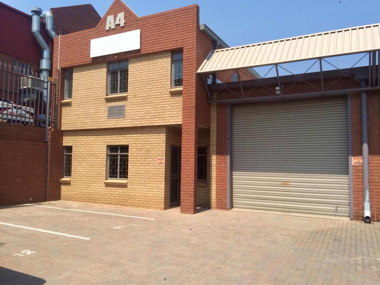 251sqm, WAREHOUSE TO LET, STRIJDOM PARK
