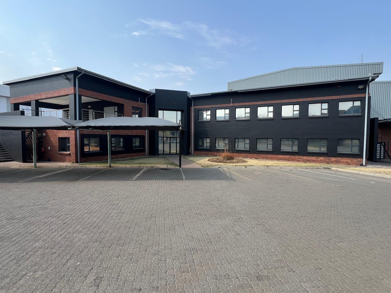Stand alone facility to let / for sale, Gosforth Park - Germiston