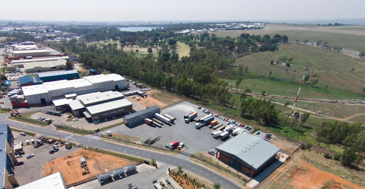 Free standing truck yard measuring 10,000sqm for rent / for sale in Gosforth Park