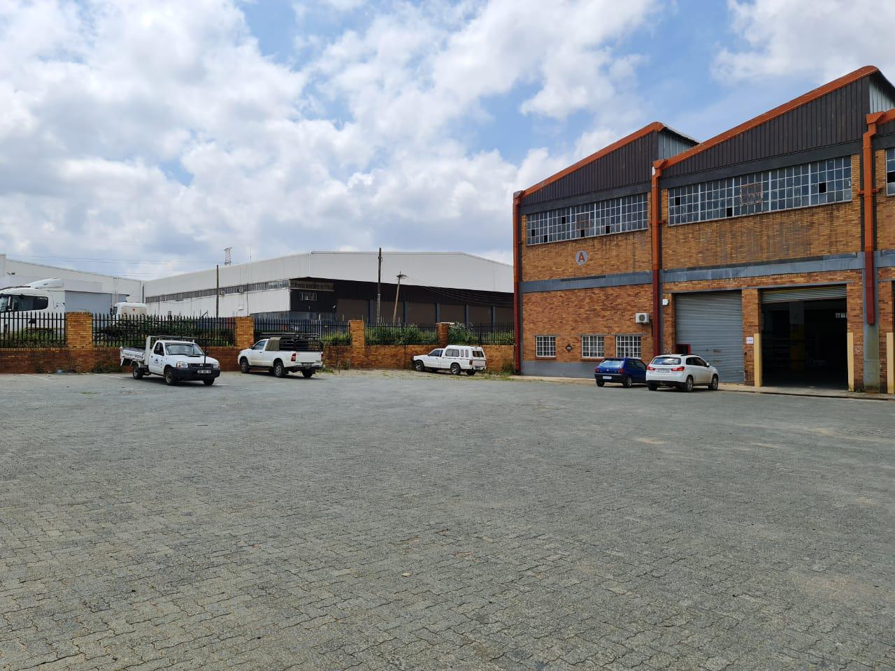 Secure and spacious industrial facility to let in Heriotdale